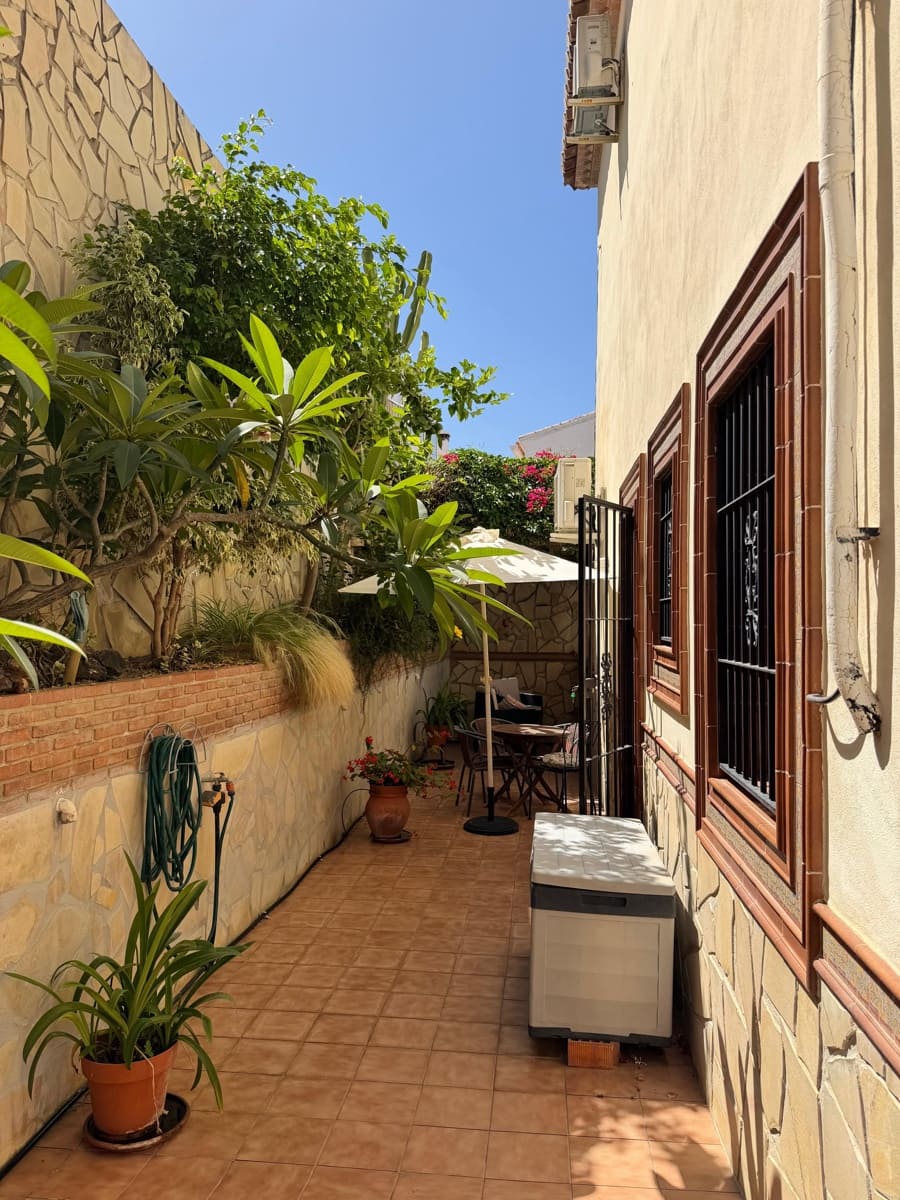 4 chambre Maison de Ville à vendre à Nerja avec piscine garage - 525 000 € (Ref: 10021186)