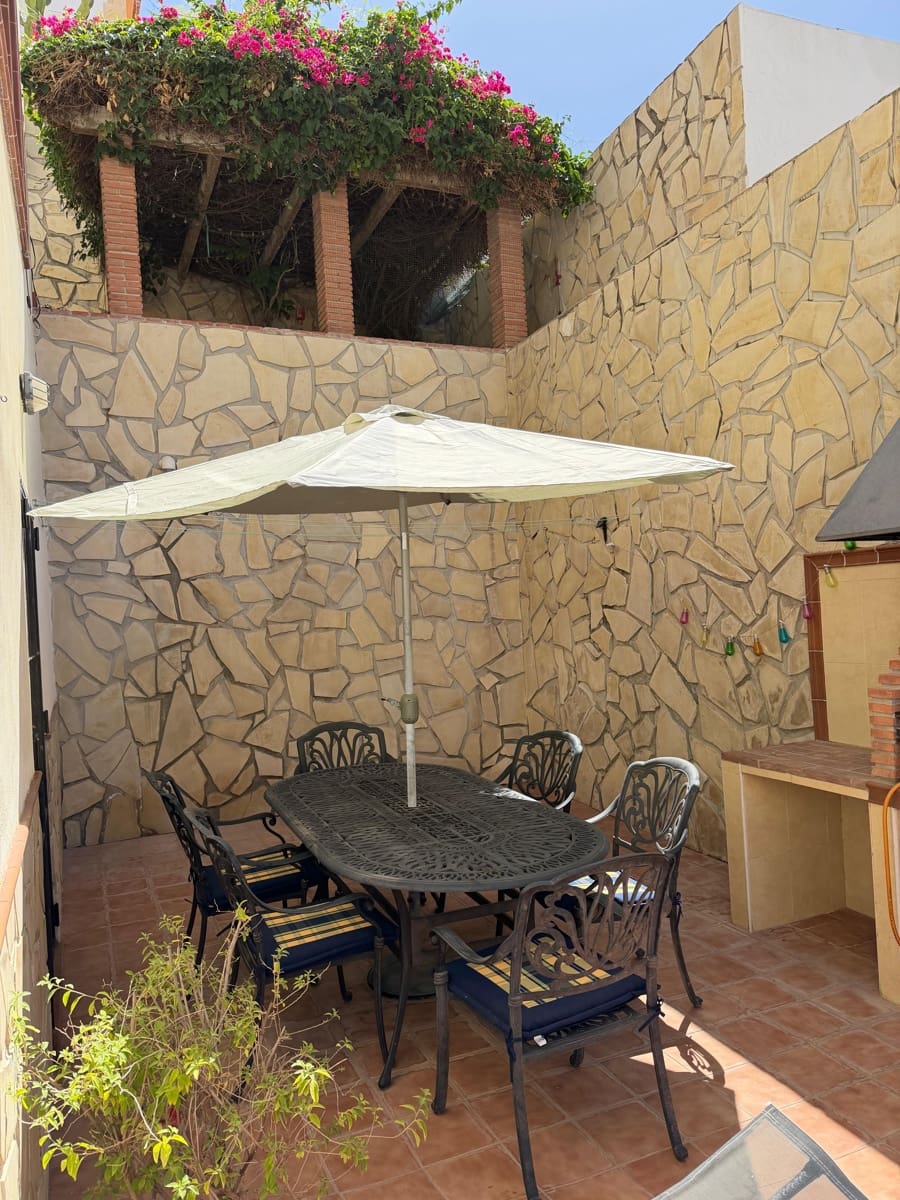 4 chambre Maison de Ville à vendre à Nerja avec piscine garage - 525 000 € (Ref: 10021186)