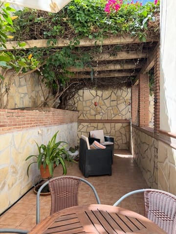 4 chambre Maison de Ville à vendre à Avda Pescia - Ctra de Frigiliana, Nerja avec piscine garage - 525 000 € (Ref: 10021186)