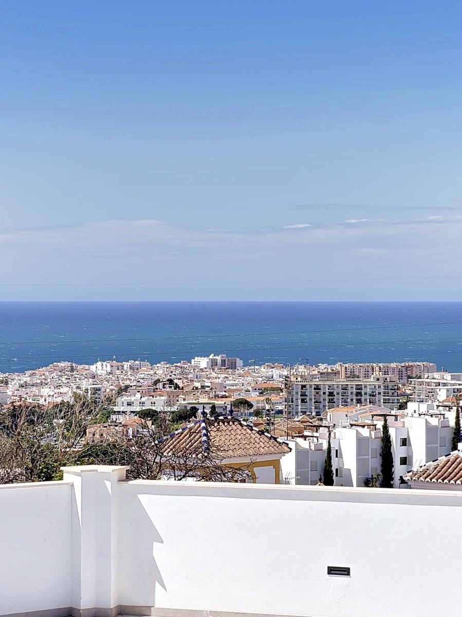 2 sovrum Lägenhet till salu i Nerja med pool garage - 369 000 € (Ref: 10021235)