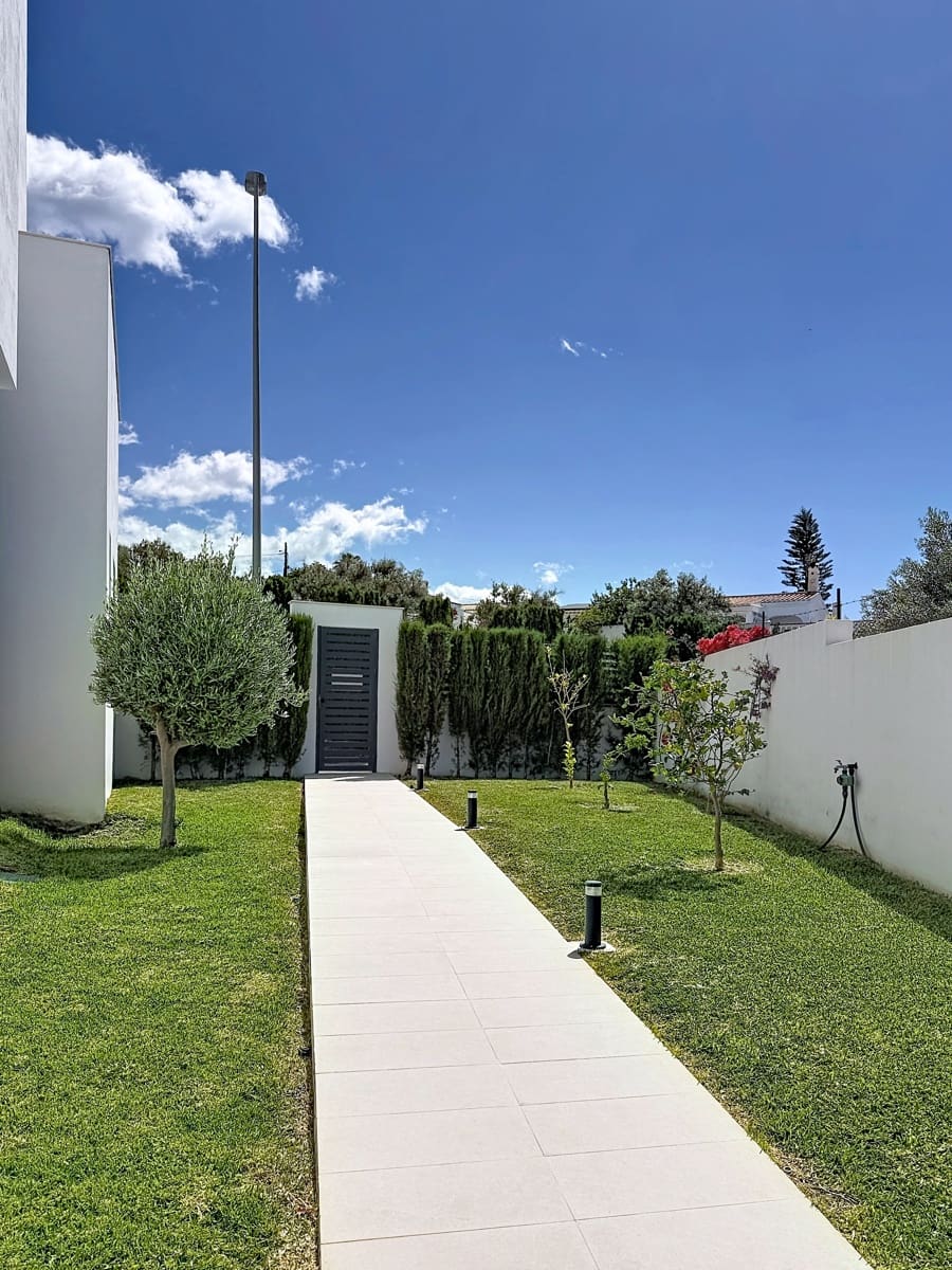 2 sovrum Lägenhet till salu i Nerja med pool garage - 369 000 € (Ref: 10021235)