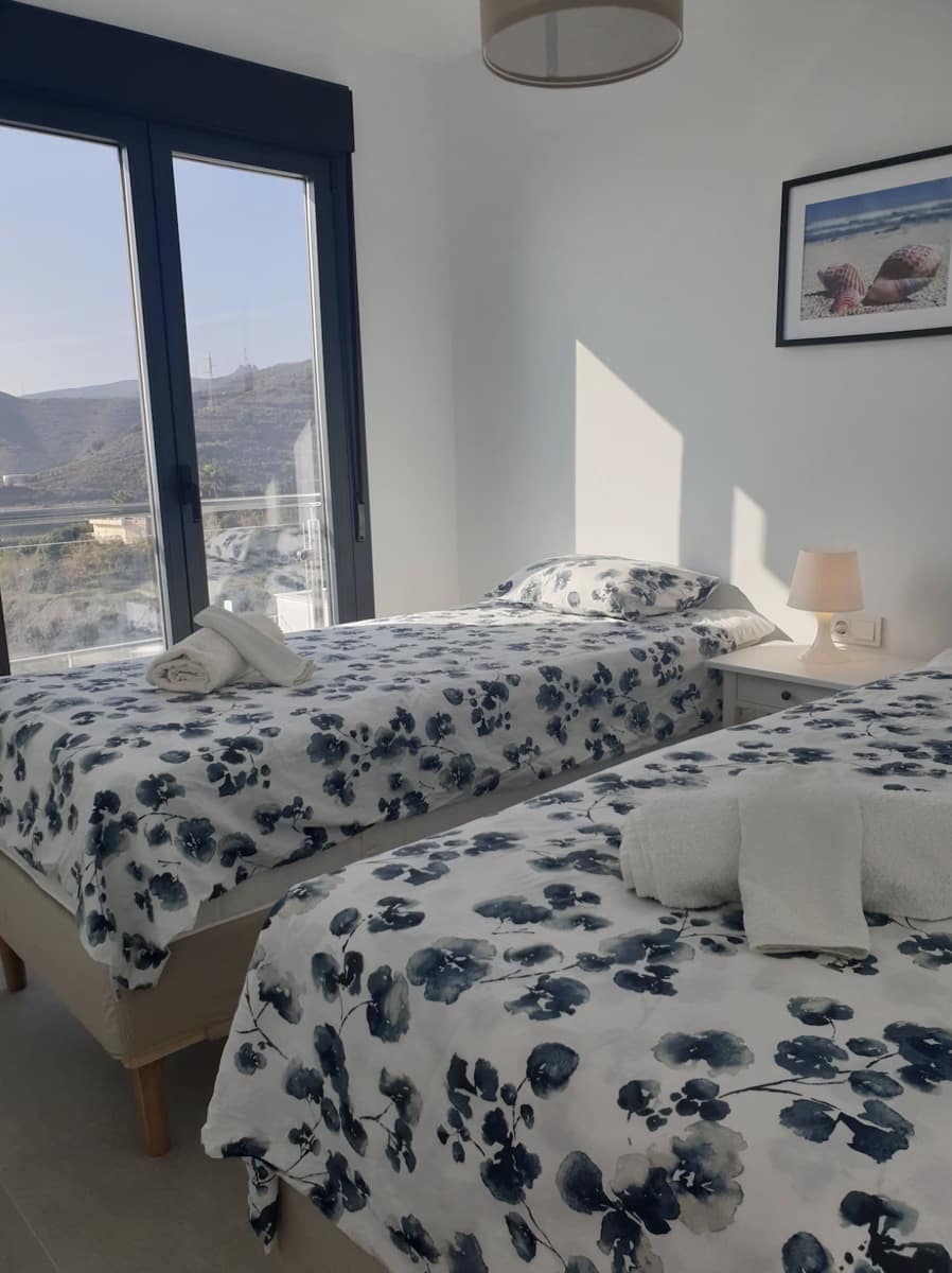 Piso de 2 habitaciones en Nerja en venta con piscina garaje - 369.000 € (Ref: 10021258)
