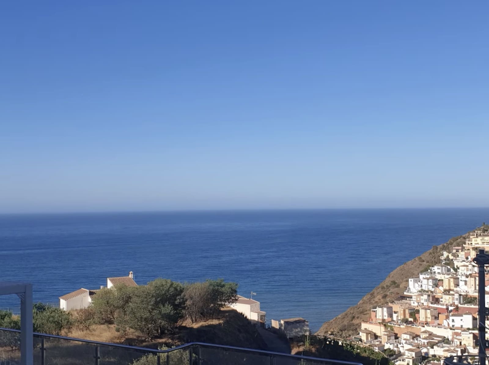 Piso de 2 habitaciones en Nerja en venta con piscina garaje - 369.000 € (Ref: 10021258)