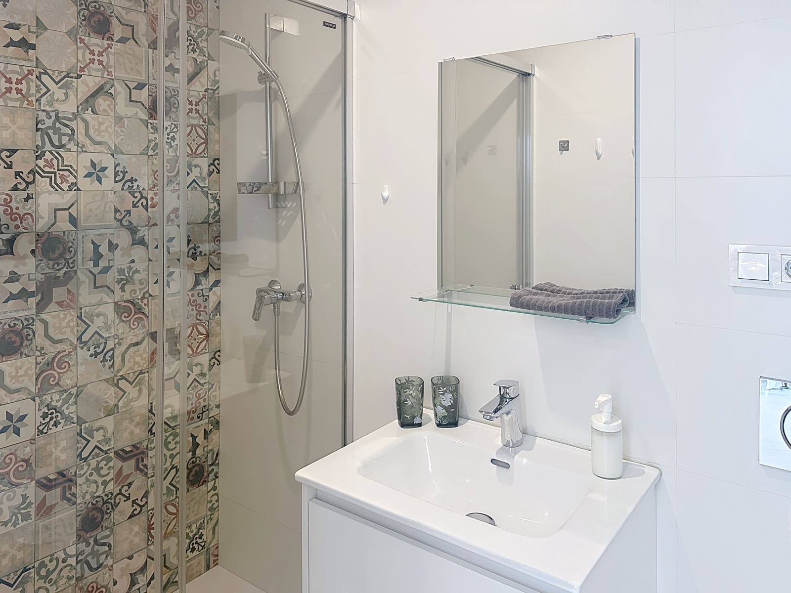 Piso de 2 habitaciones en Nerja en venta con piscina garaje - 369.000 € (Ref: 10021258)