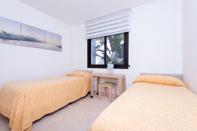 2 Zimmer Wohnung zu verkaufen in El Peñoncillo, Torrox mit Pool Garage - 399.000 € (Ref: 10021399)