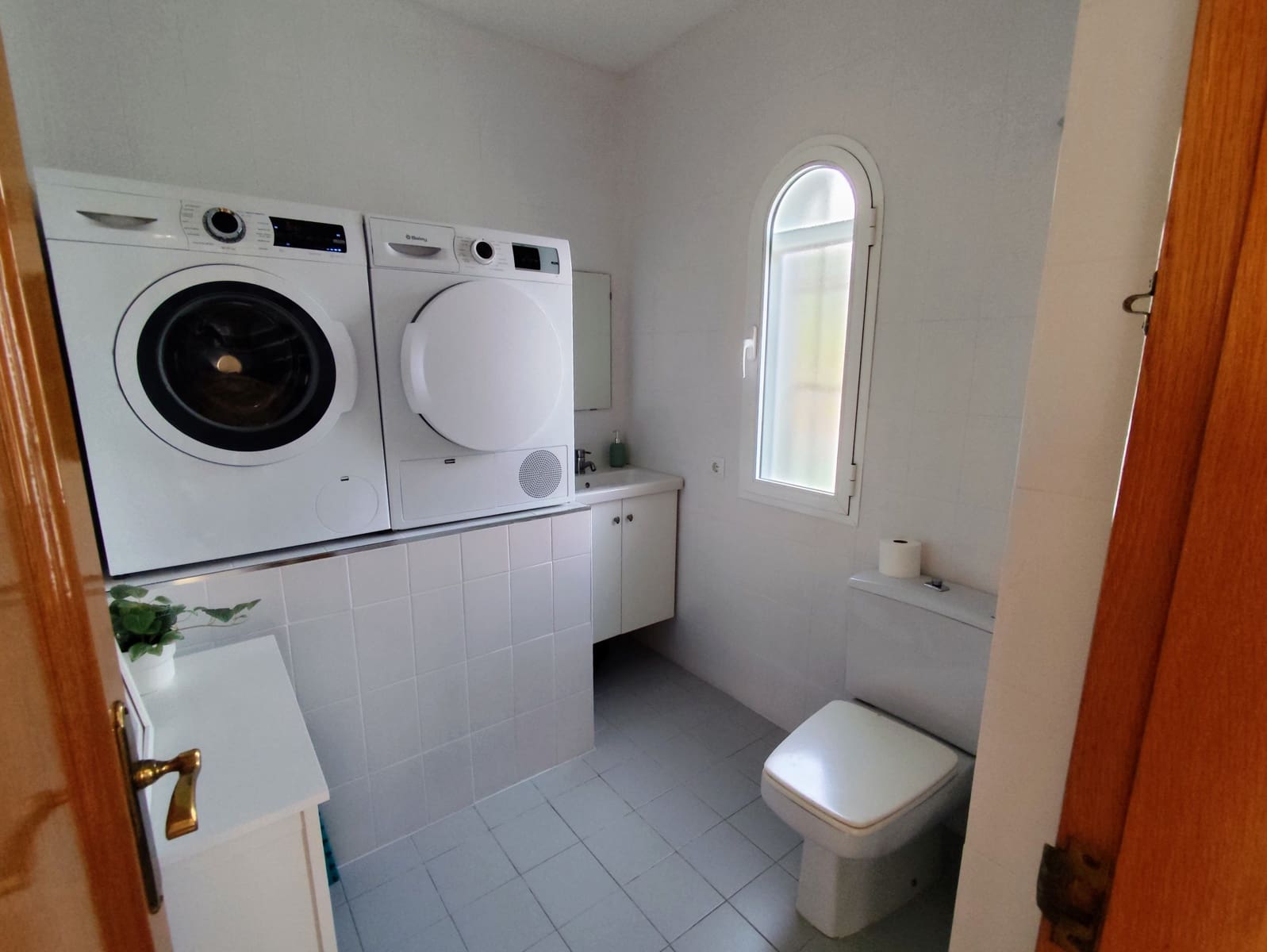 5 makuuhuone Omakotitalo myytävänä paikassa Nerja mukana uima-altaan 
autotalli - 1 345 000 € (Ref: 10030940)