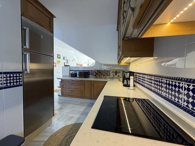 3 soveværelse Rækkehus til salg i Capistrano, Nerja med swimmingpool - € 399.000 (Ref: 10081741)