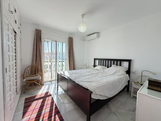 3 soveværelse Rækkehus til salg i Capistrano, Nerja med swimmingpool - € 399.000 (Ref: 10081741)