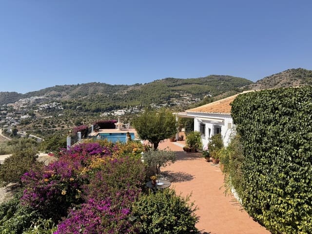 4 soveværelse Villa til salg i La Herradura, Almuñécar med swimmingpool garage - € 1.150.000 (Ref: 10130287)