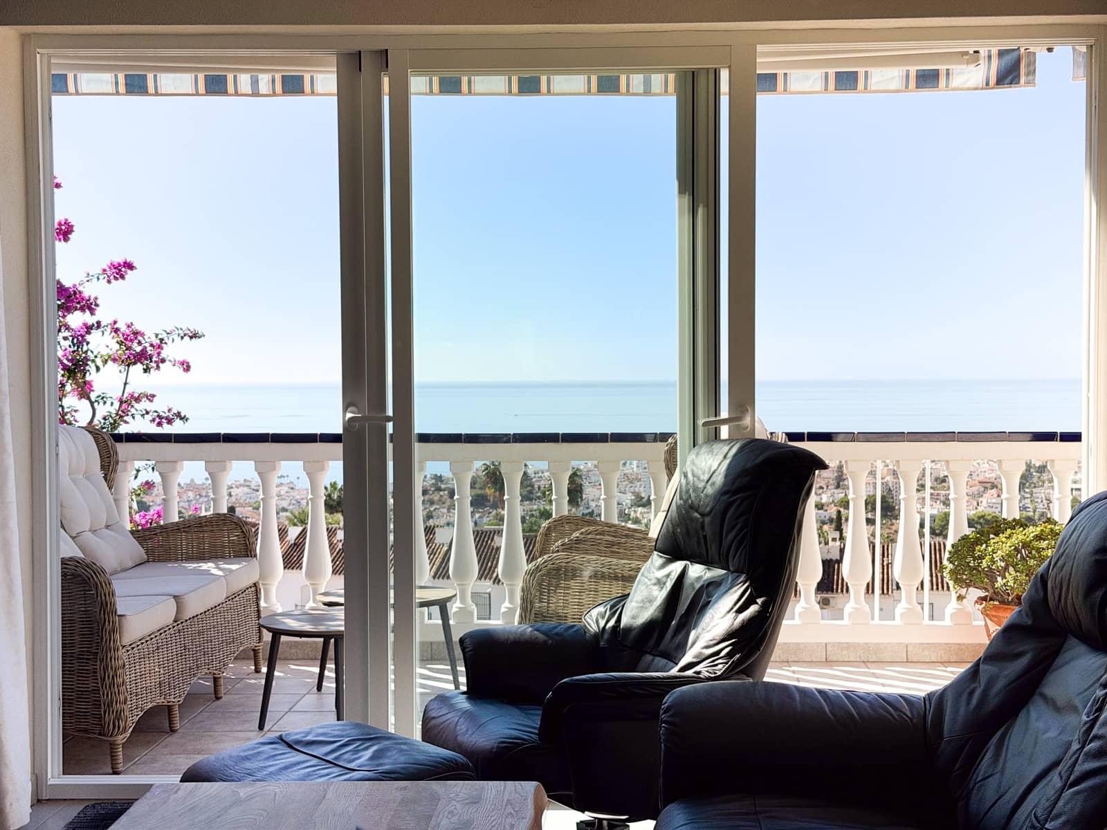 3 Zimmer Reihenhaus zu verkaufen in Nerja mit Pool - 449.000 € (Ref: 10183221)