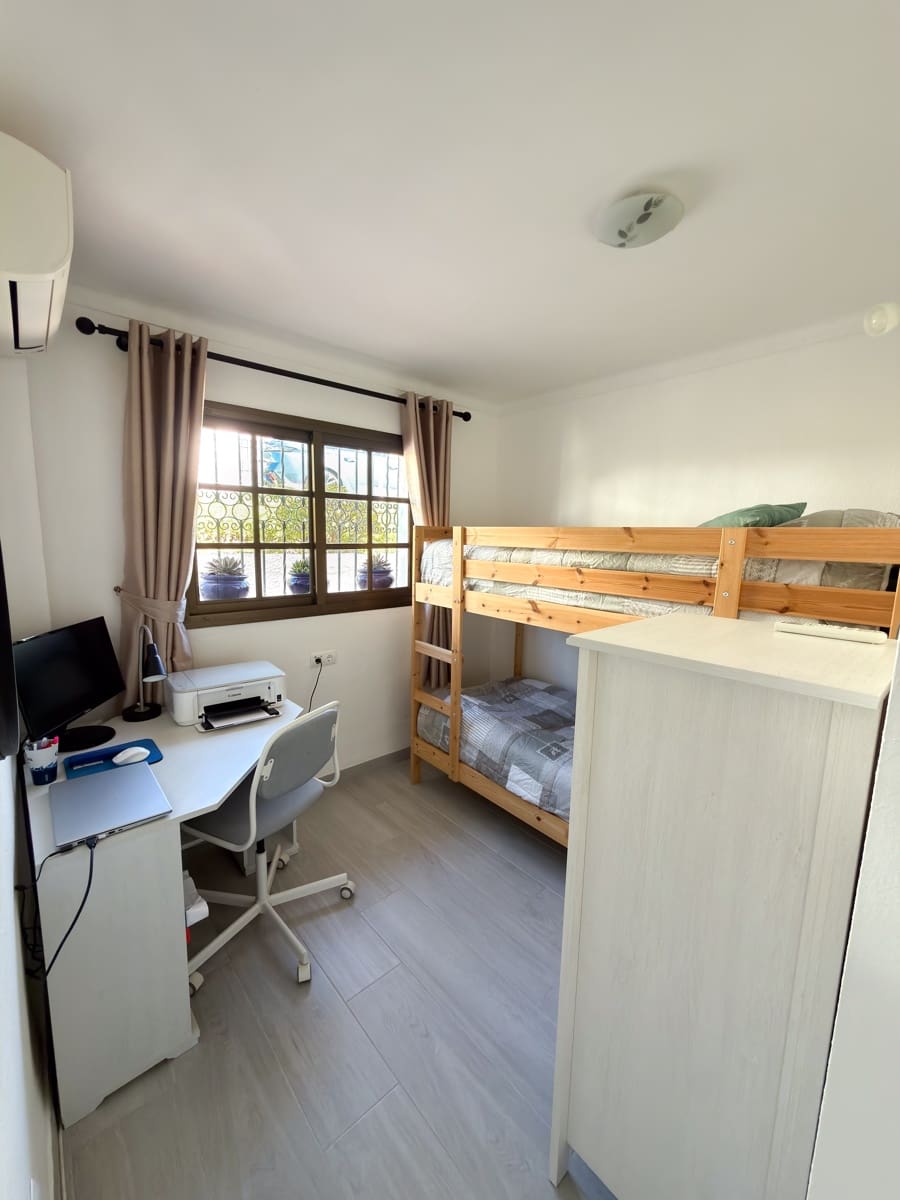 3 Zimmer Reihenhaus zu verkaufen in Nerja mit Pool - 449.000 € (Ref: 10183221)