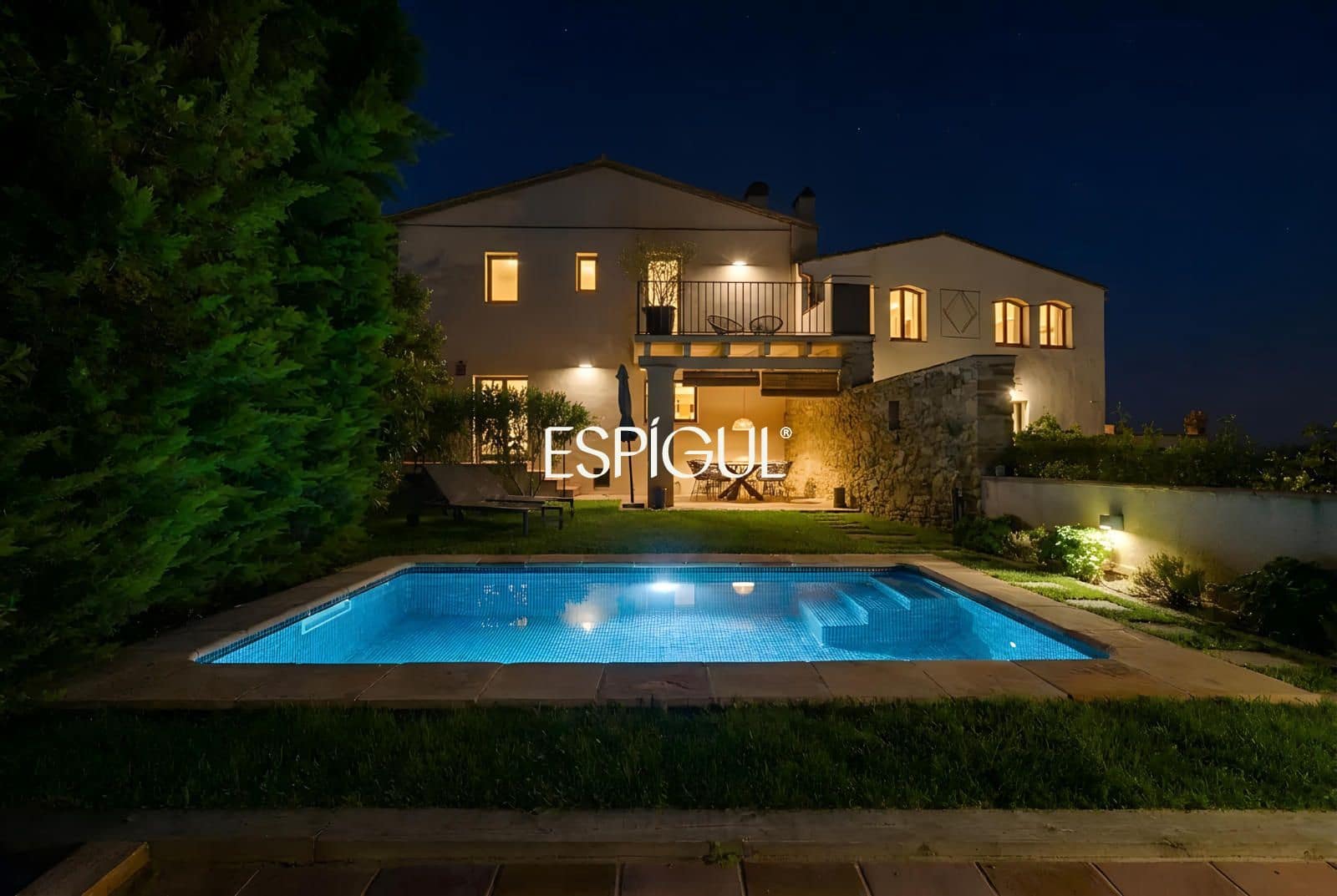 4 bedroom Villa for sale in La Bisbal d'Emporda with pool garage - € 635,000 (Ref: 10016092)