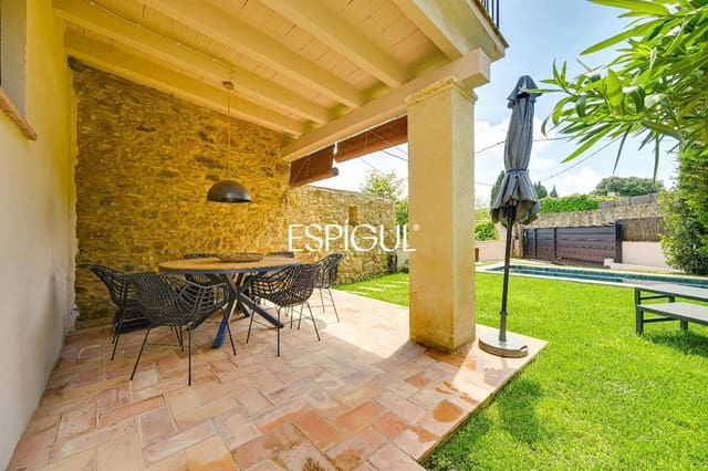 4 bedroom Villa for sale in La Bisbal d'Empordà with pool garage - € 635,000 (Ref: 10016092)