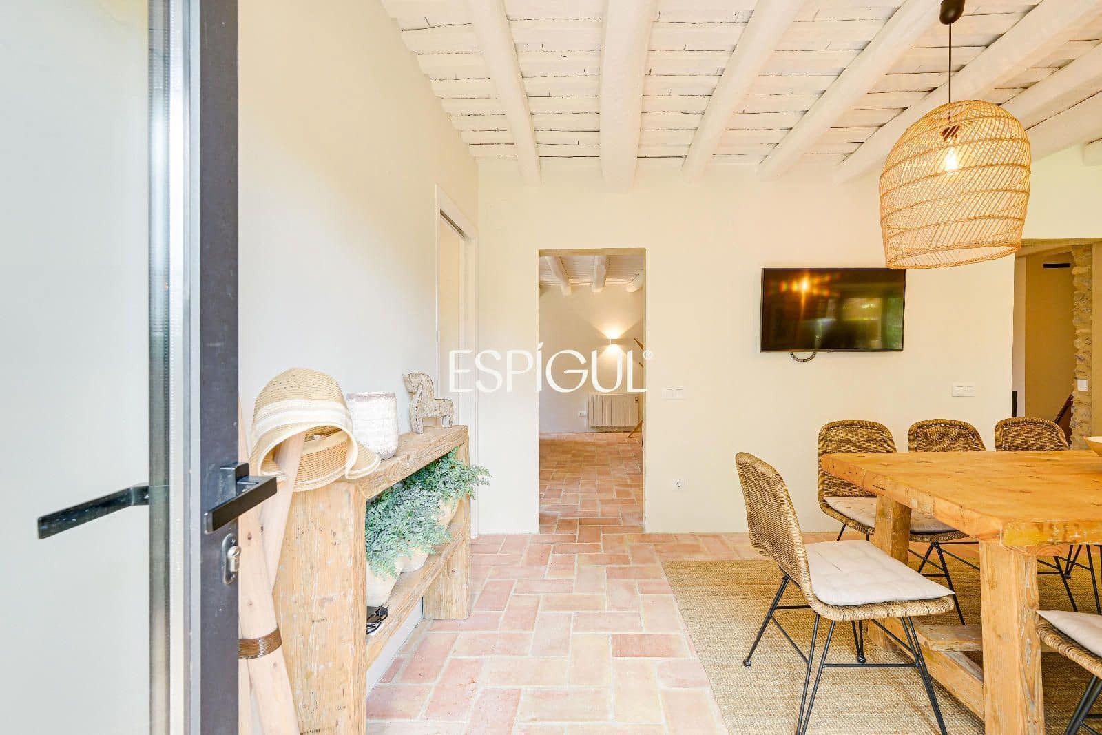 4 bedroom Villa for sale in La Bisbal d'Emporda with pool garage - € 635,000 (Ref: 10016092)