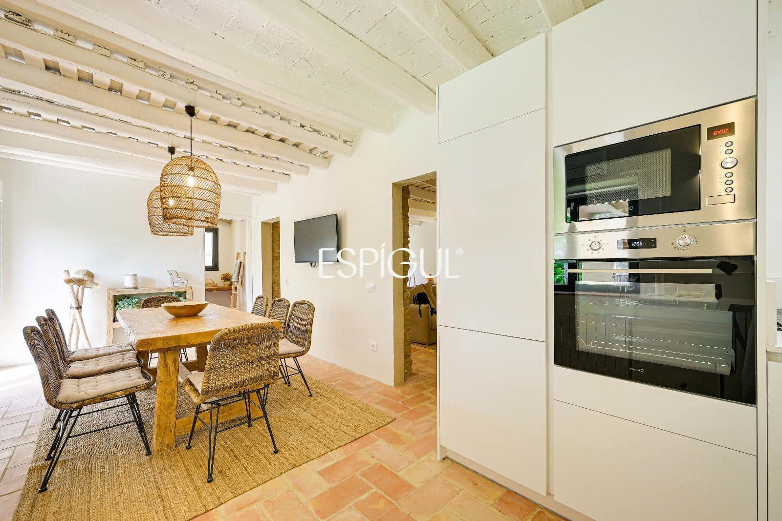 4 bedroom Villa for sale in La Bisbal d'Emporda with pool garage - € 635,000 (Ref: 10016092)