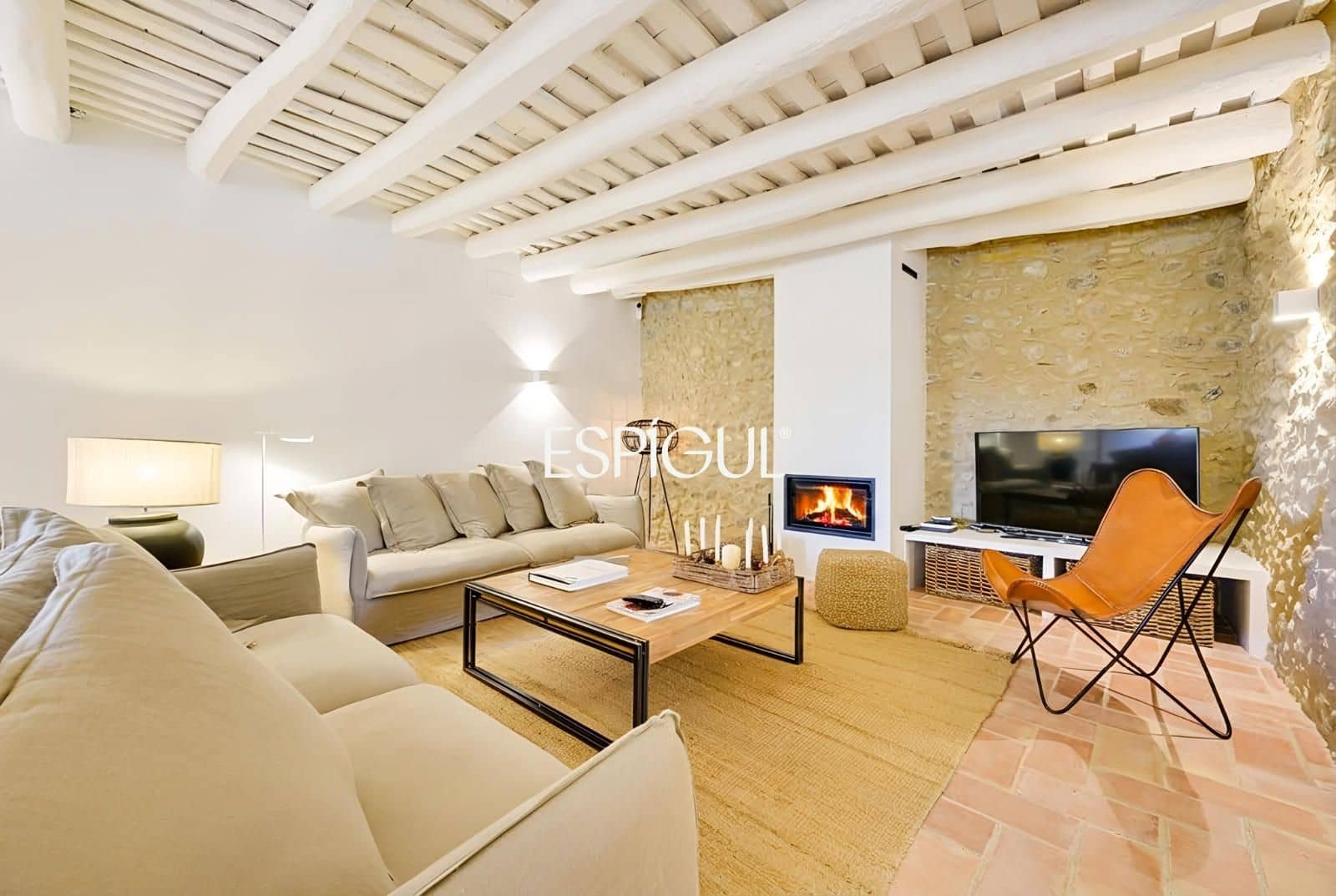 4 bedroom Villa for sale in La Bisbal d'Emporda with pool garage - € 635,000 (Ref: 10016092)