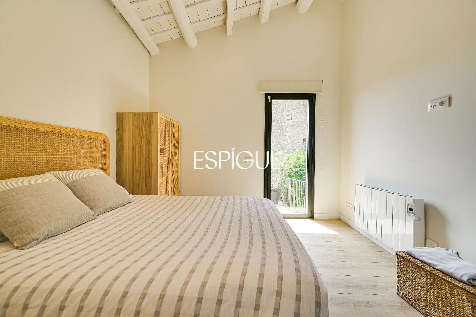 4 bedroom Villa for sale in La Bisbal d'Emporda with pool garage - € 635,000 (Ref: 10016092)