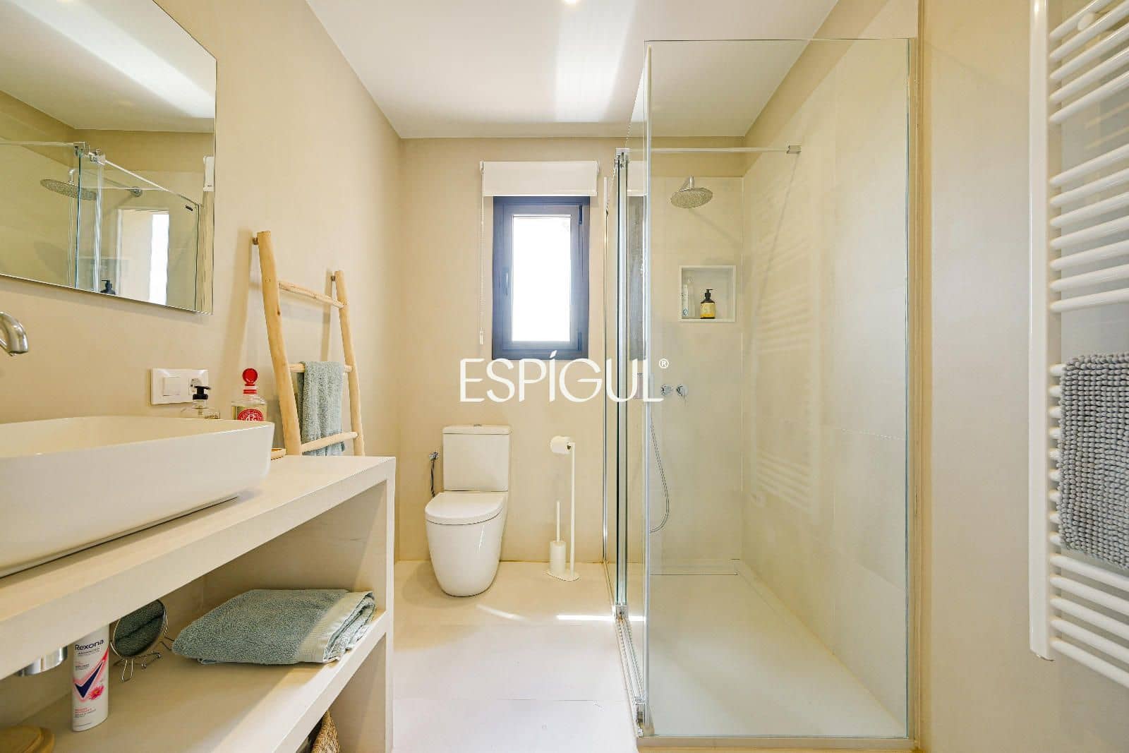 4 bedroom Villa for sale in La Bisbal d'Emporda with pool garage - € 635,000 (Ref: 10016092)