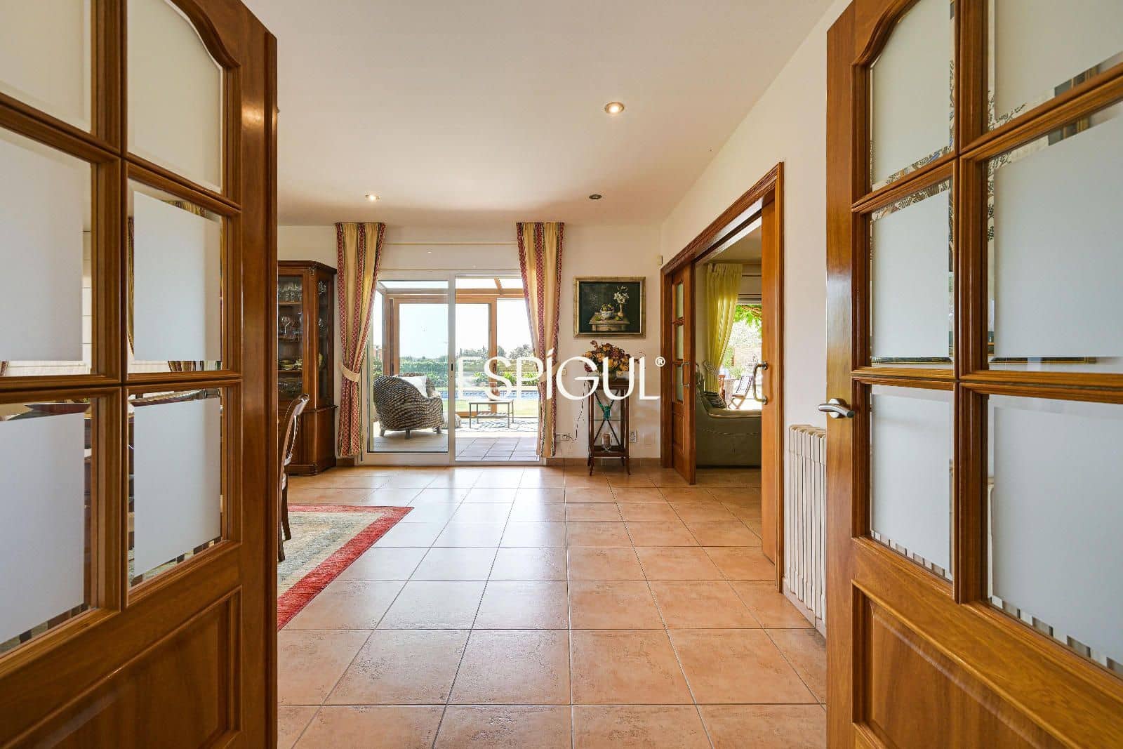 5 soveværelse Villa til salg i Mont-ras med swimmingpool garage - € 1.500.000 (Ref: 10016093)