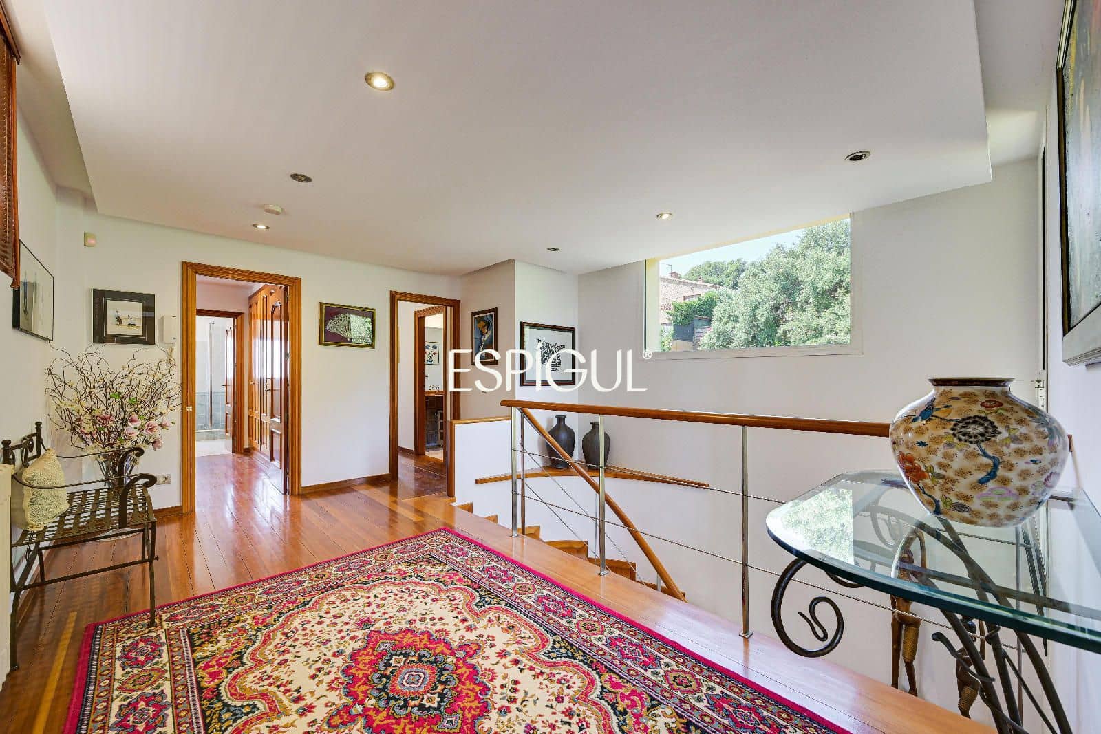 5 soveværelse Villa til salg i Mont-ras med swimmingpool garage - € 1.500.000 (Ref: 10016093)