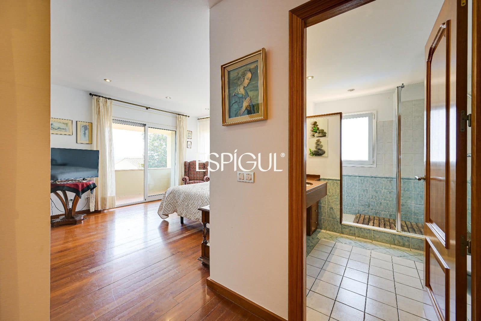 5 soveværelse Villa til salg i Mont-ras med swimmingpool garage - € 1.500.000 (Ref: 10016093)