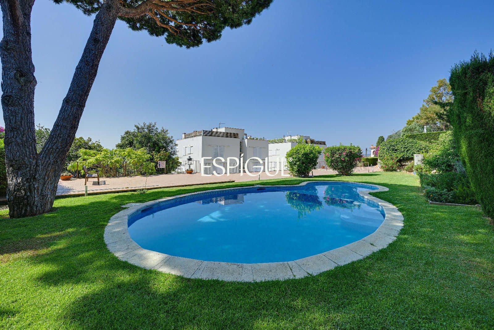 3 bedroom Townhouse for sale in Sant Feliu de Guixols with pool garage - € 515,000 (Ref: 10016094)