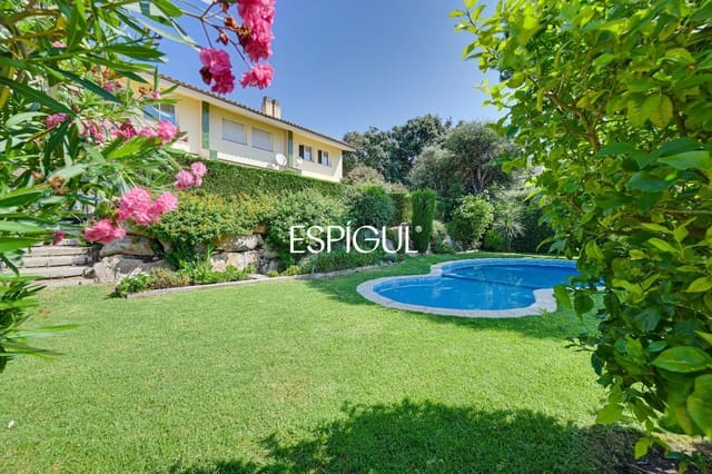 3 sovrum Hus till salu i Sant Feliu de Guíxols med pool garage - 515 000 € (Ref: 10016094)