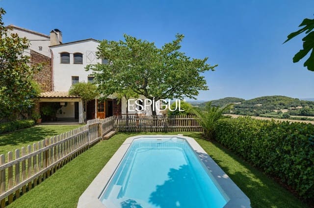 5 slaapkamer Villa te koop in La Bisbal d'Empordà met zwembad garage - € 960.000 (Ref: 10016095)