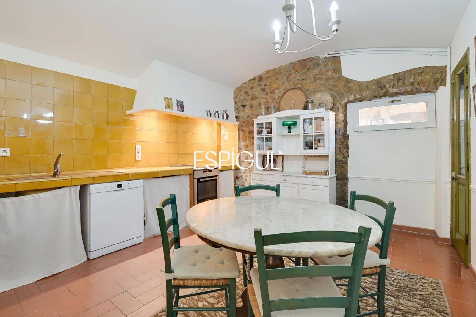 5 slaapkamer Villa te koop in La Bisbal d'Emporda met zwembad garage - € 960.000 (Ref: 10016095)