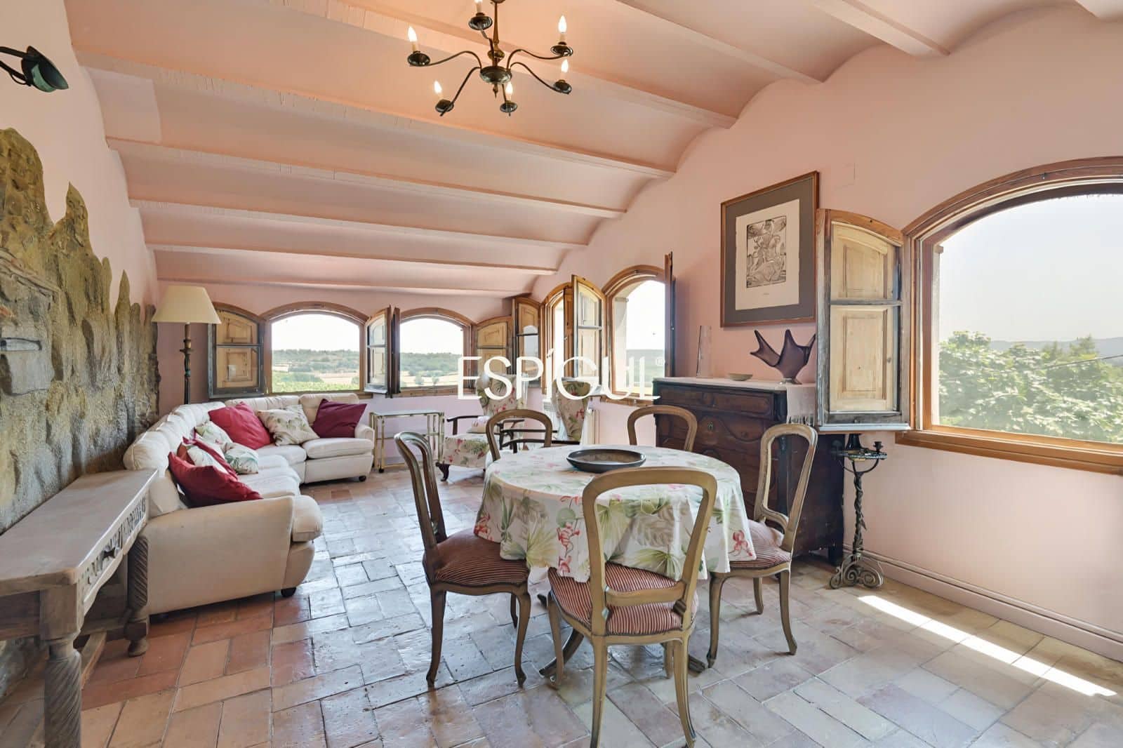5 slaapkamer Villa te koop in La Bisbal d'Emporda met zwembad garage - € 960.000 (Ref: 10016095)