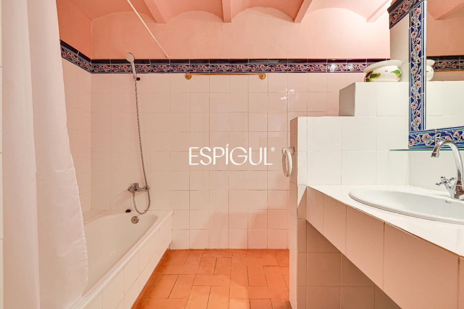 5 slaapkamer Villa te koop in La Bisbal d'Emporda met zwembad garage - € 960.000 (Ref: 10016095)