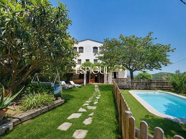 5 slaapkamer Villa te koop in La Bisbal d'Empordà met zwembad garage - € 960.000 (Ref: 10016095)