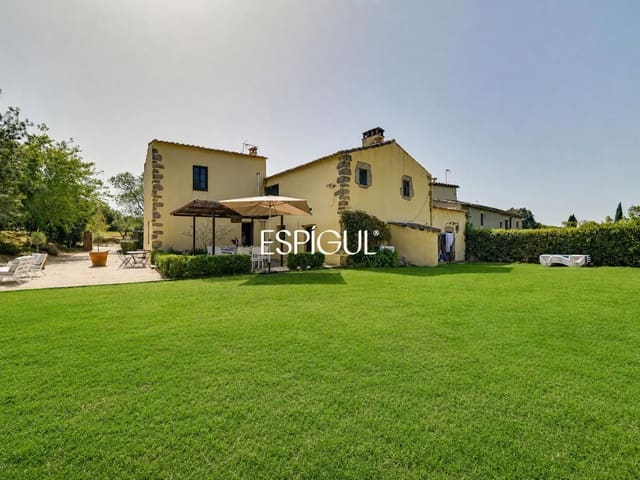 7 Zimmer Villa zu verkaufen in Santa Cristina d'Aro mit Pool Garage - 1.250.000 € (Ref: 10016097)