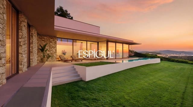 4 slaapkamer Villa te koop in Platja d'Aro, Castell-Platja d'Aro met zwembad garage - € 2.800.000 (Ref: 10016099)