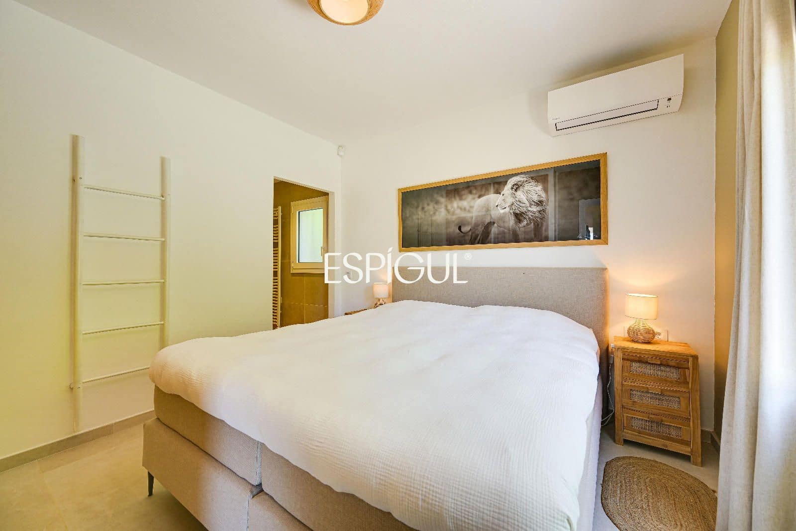 Chalet de 5 habitaciones en Vall-llobrega en venta con piscina garaje - 1.975.000 € (Ref: 10016100)