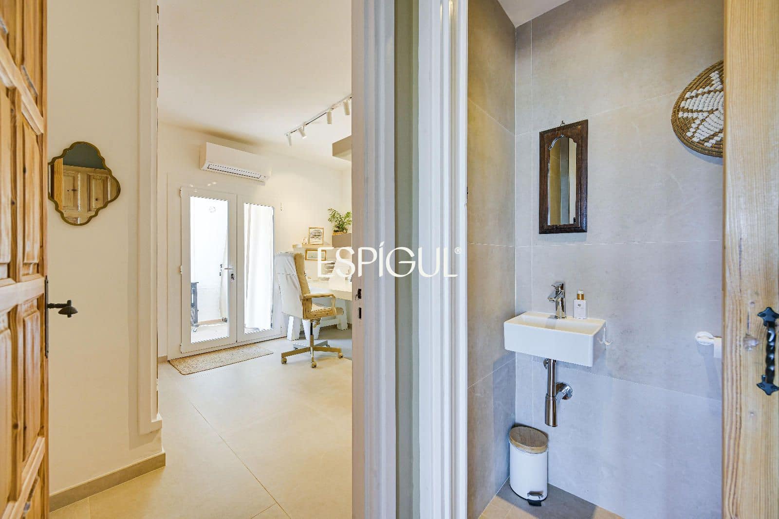 Chalet de 5 habitaciones en Vall-llobrega en venta con piscina garaje - 1.975.000 € (Ref: 10016100)