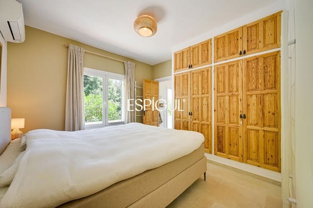 Chalet de 5 habitaciones en Vall-llobrega en venta con piscina garaje - 1.975.000 € (Ref: 10016100)