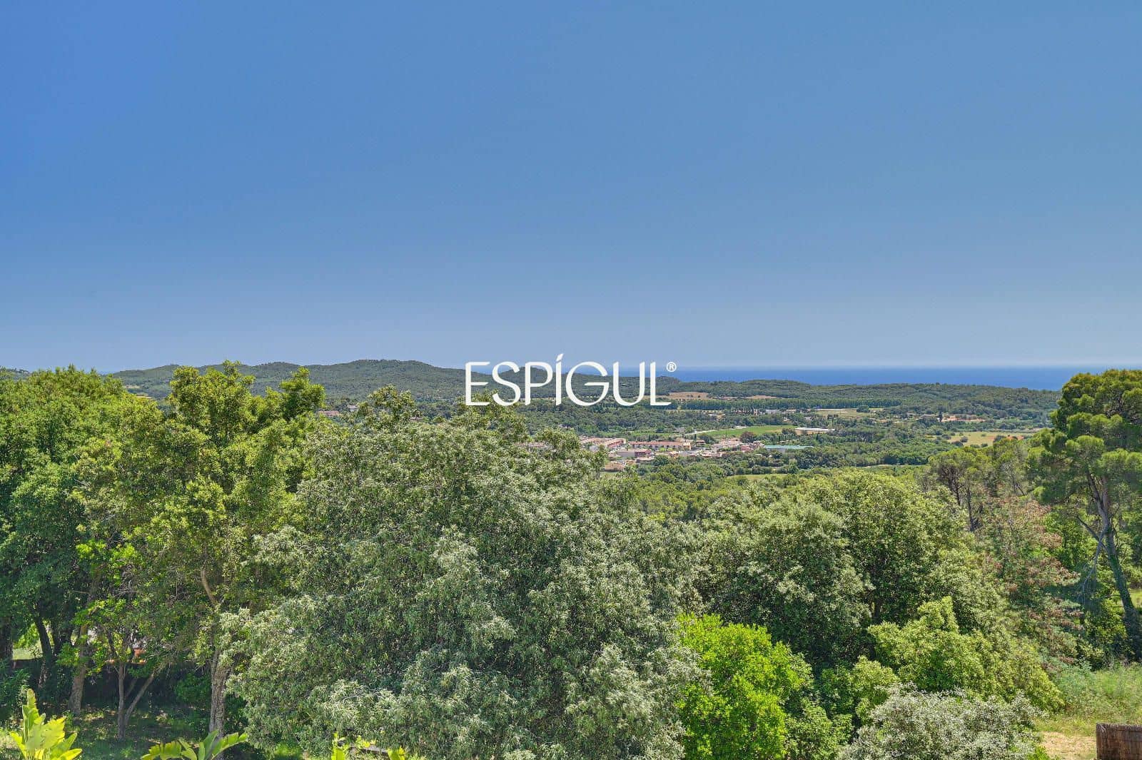 Chalet de 5 habitaciones en Vall-llobrega en venta con piscina garaje - 1.975.000 € (Ref: 10016100)