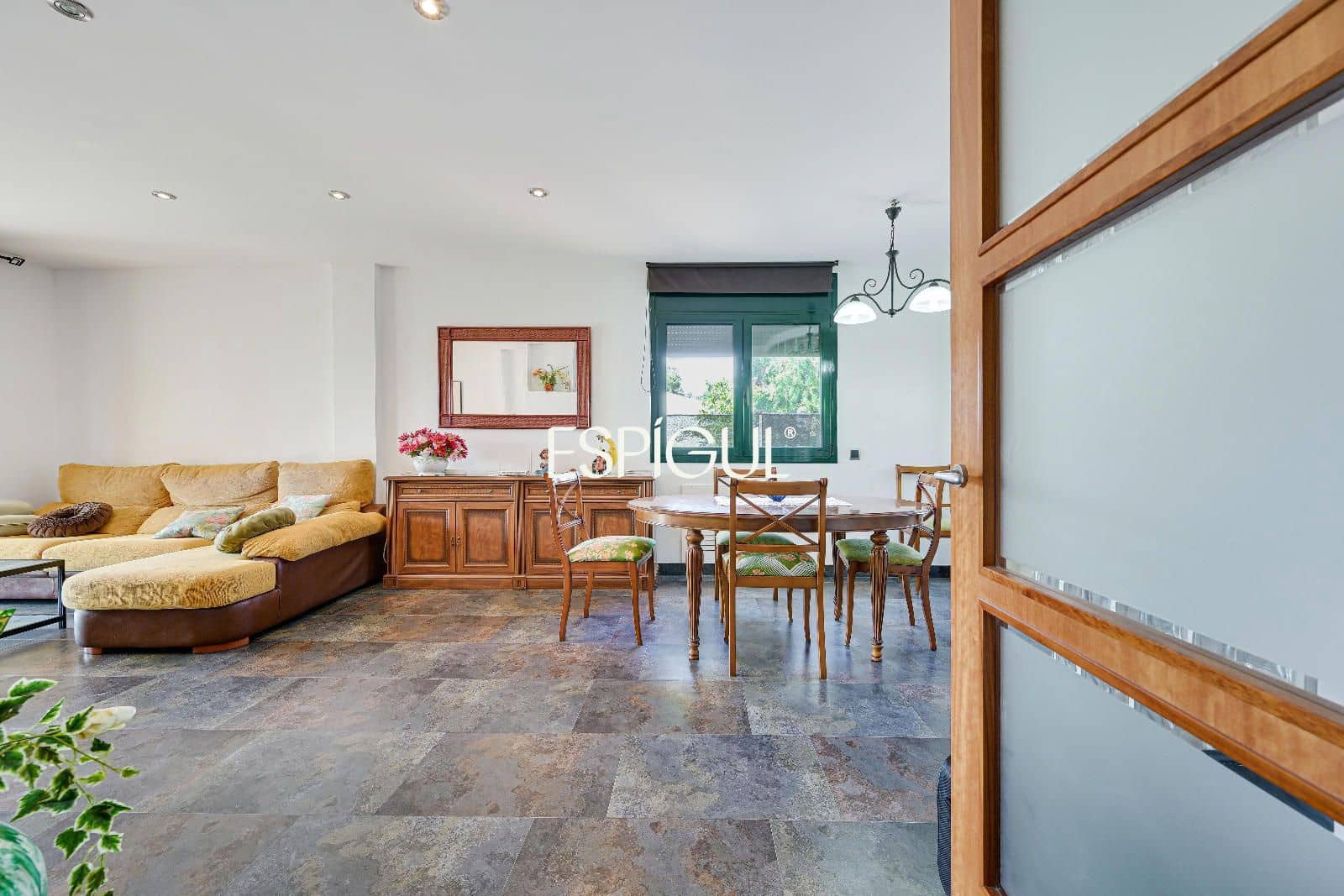 4 bedroom Villa for sale in L'Escala with pool garage - € 550,000 (Ref: 10016101)