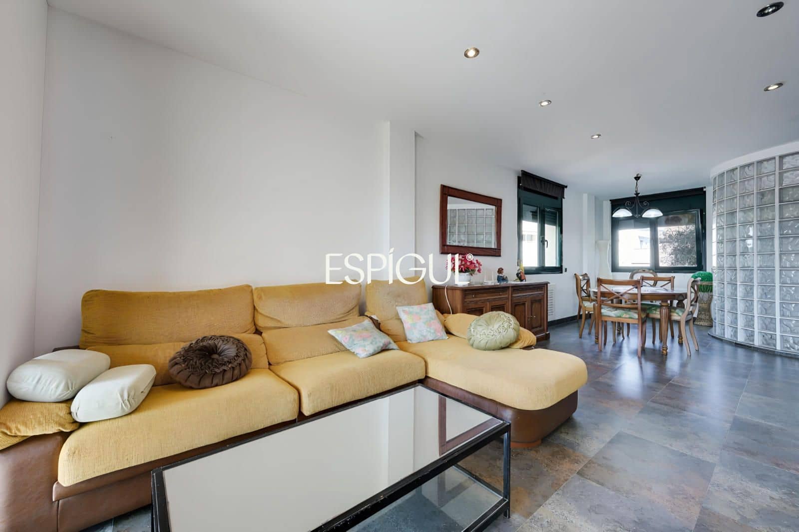 4 bedroom Villa for sale in L'Escala with pool garage - € 550,000 (Ref: 10016101)