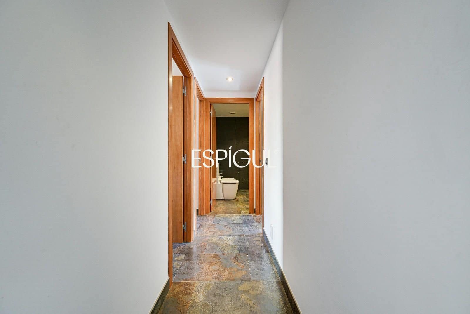 4 bedroom Villa for sale in L'Escala with pool garage - € 550,000 (Ref: 10016101)