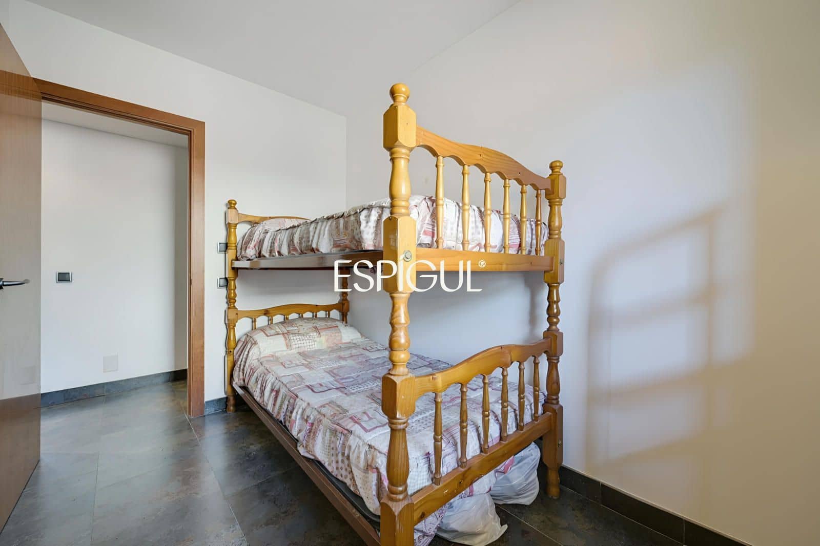 4 bedroom Villa for sale in L'Escala with pool garage - € 550,000 (Ref: 10016101)