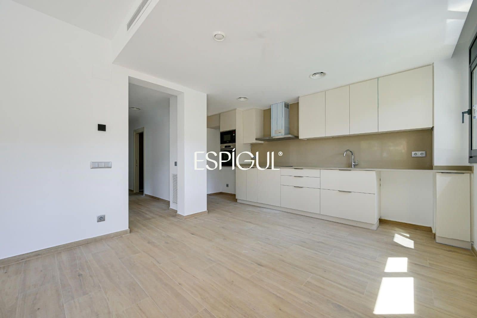 3 bedroom Flat for sale in Pals with pool garage - € 380,000 (Ref: 10016102)