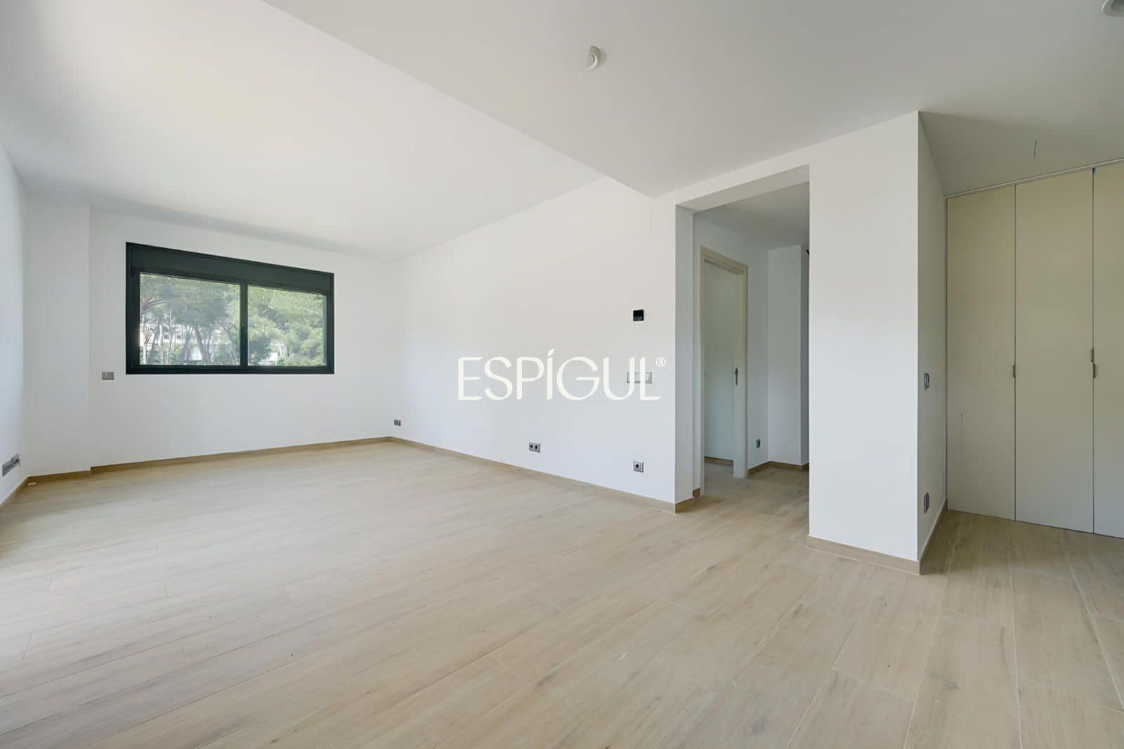3 bedroom Flat for sale in Pals with pool garage - € 380,000 (Ref: 10016102)