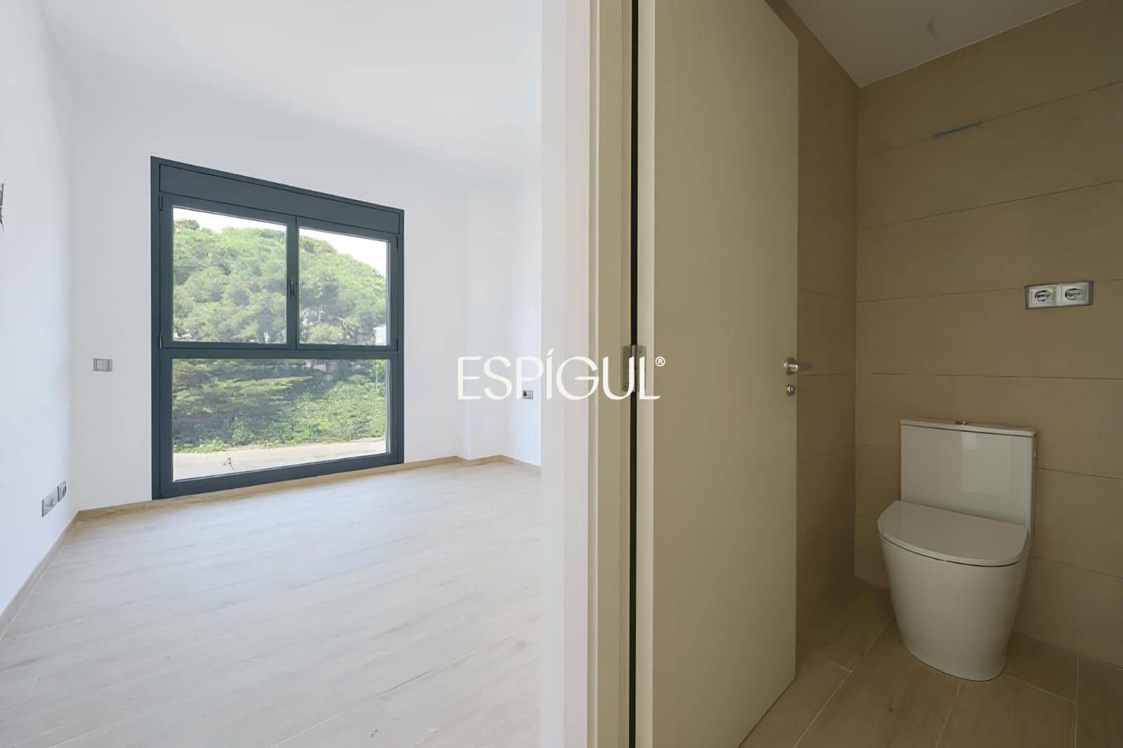 3 bedroom Flat for sale in Pals with pool garage - € 380,000 (Ref: 10016102)