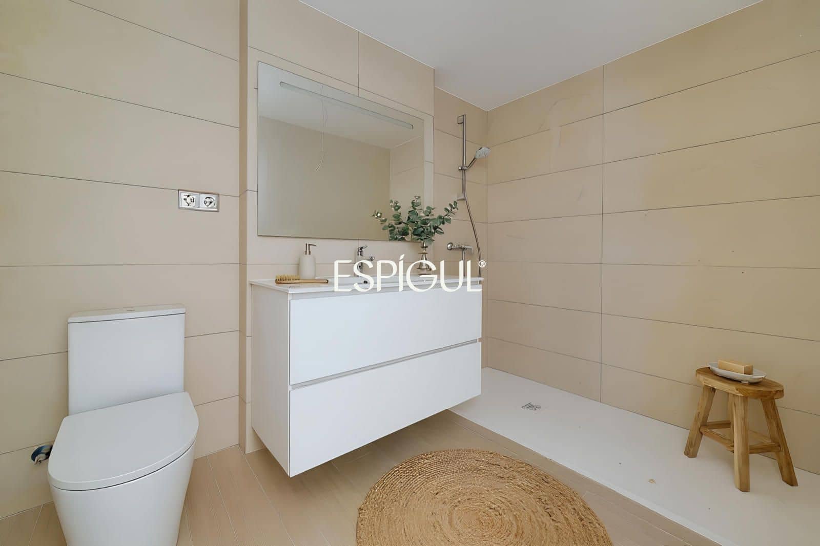 3 bedroom Flat for sale in Pals with pool garage - € 380,000 (Ref: 10016102)
