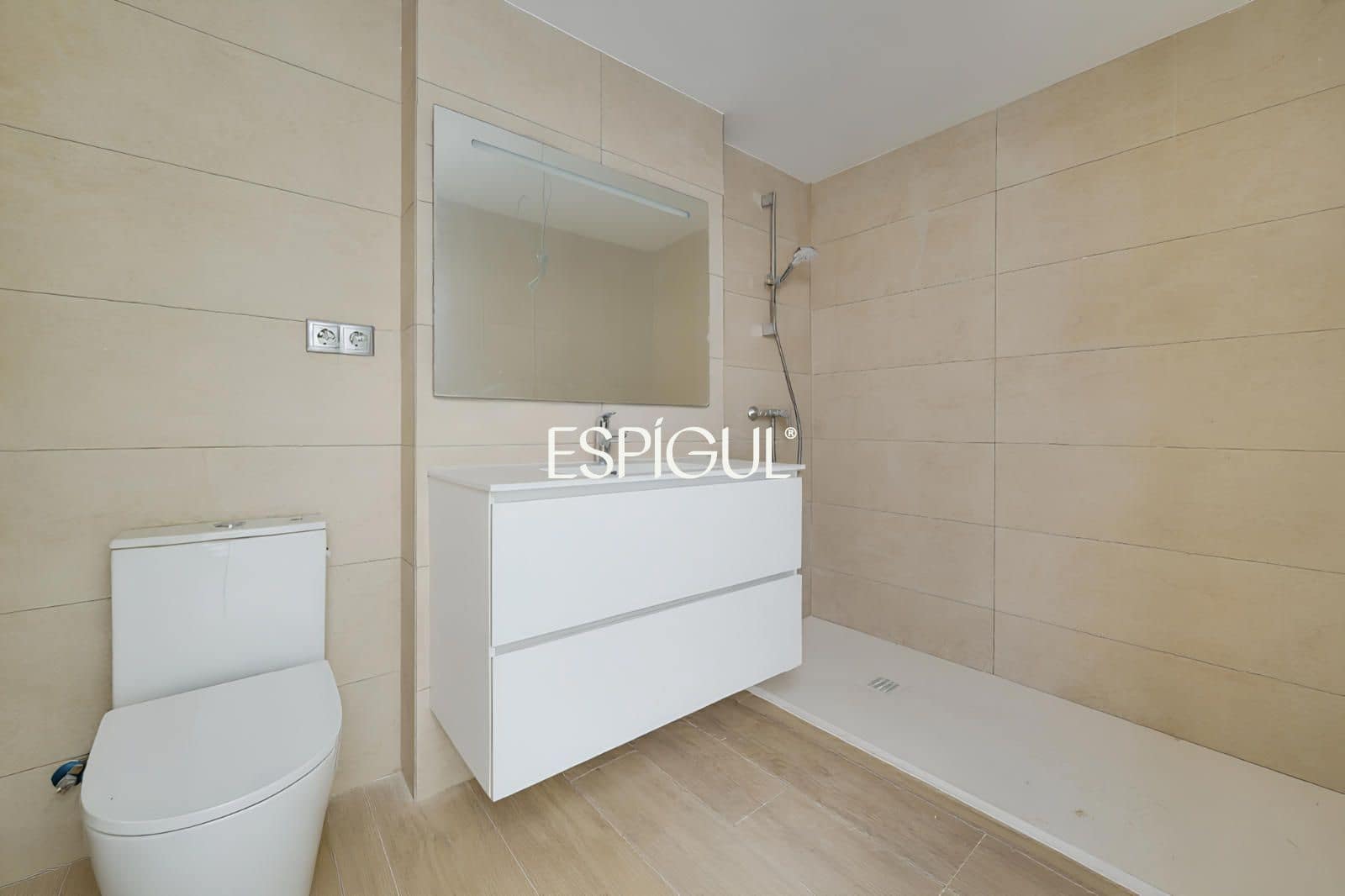 3 bedroom Flat for sale in Pals with pool garage - € 380,000 (Ref: 10016102)