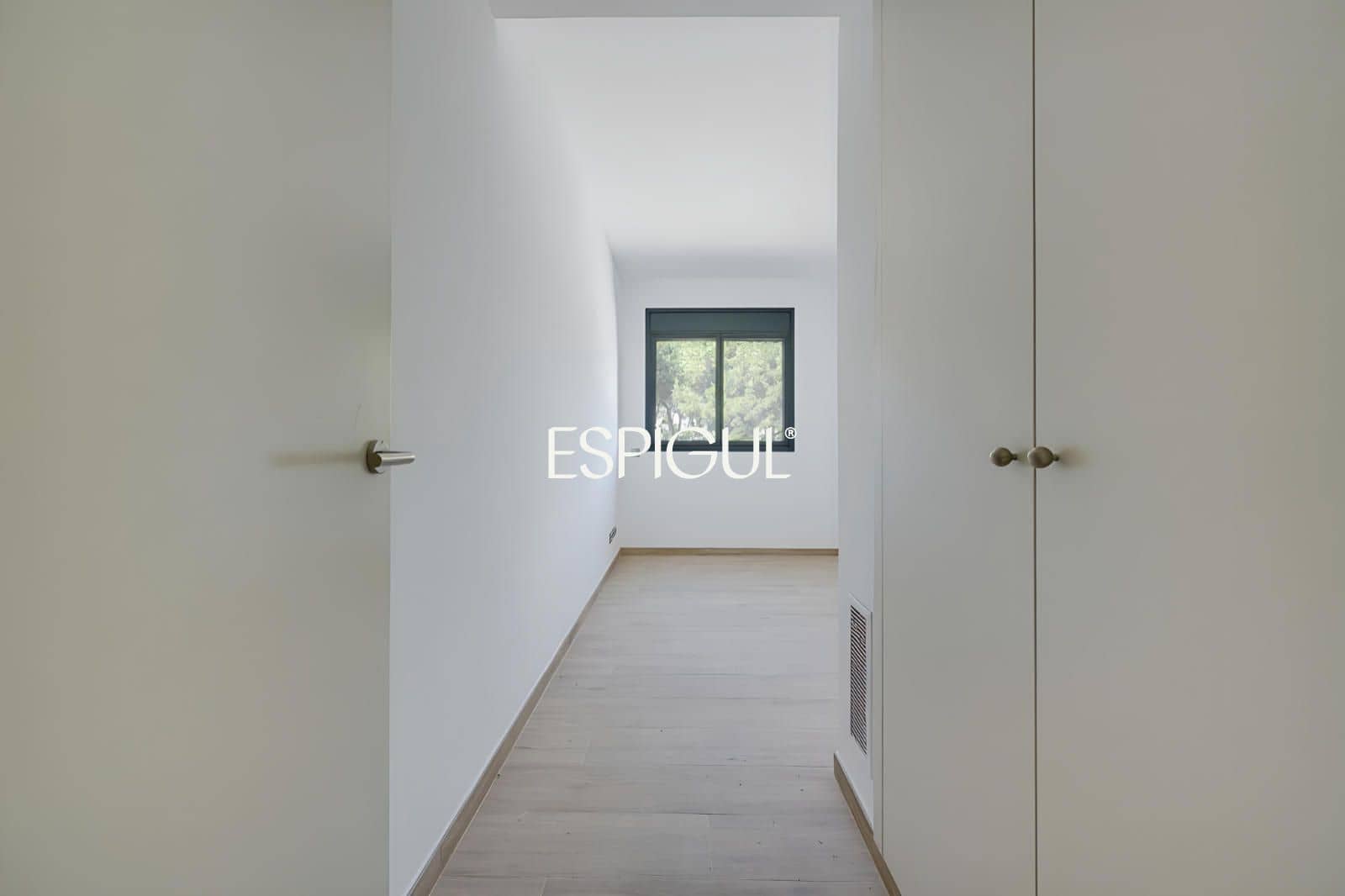 3 bedroom Flat for sale in Pals with pool garage - € 380,000 (Ref: 10016102)