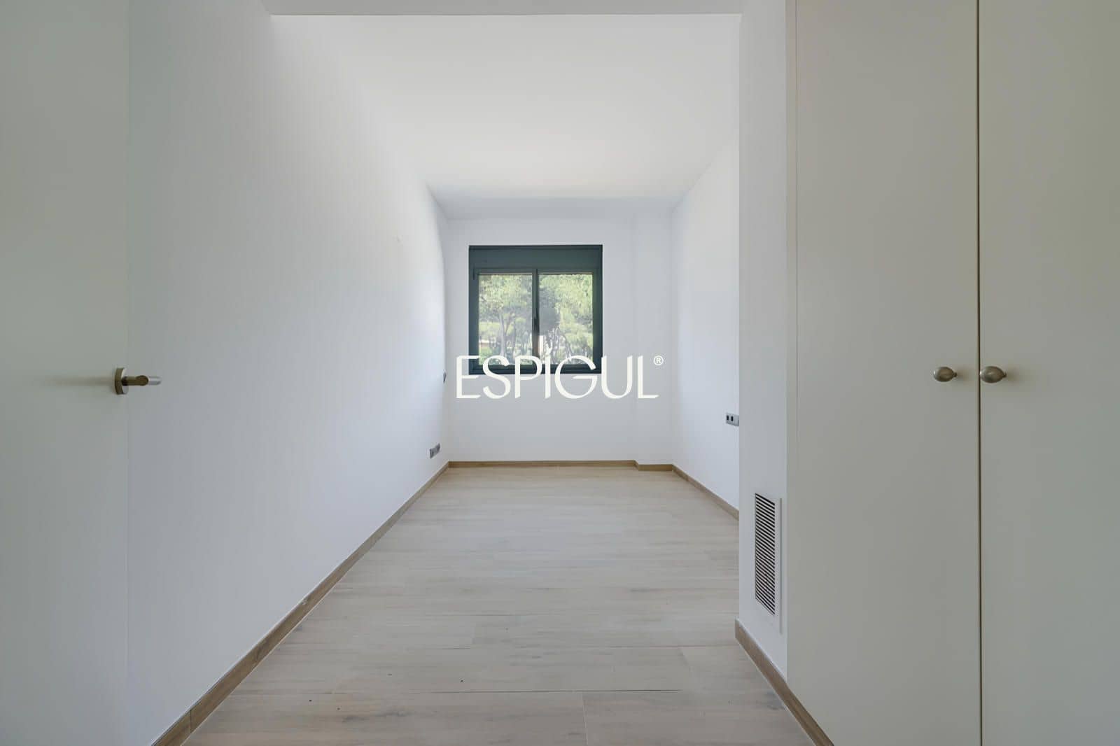 3 bedroom Flat for sale in Pals with pool garage - € 380,000 (Ref: 10016102)