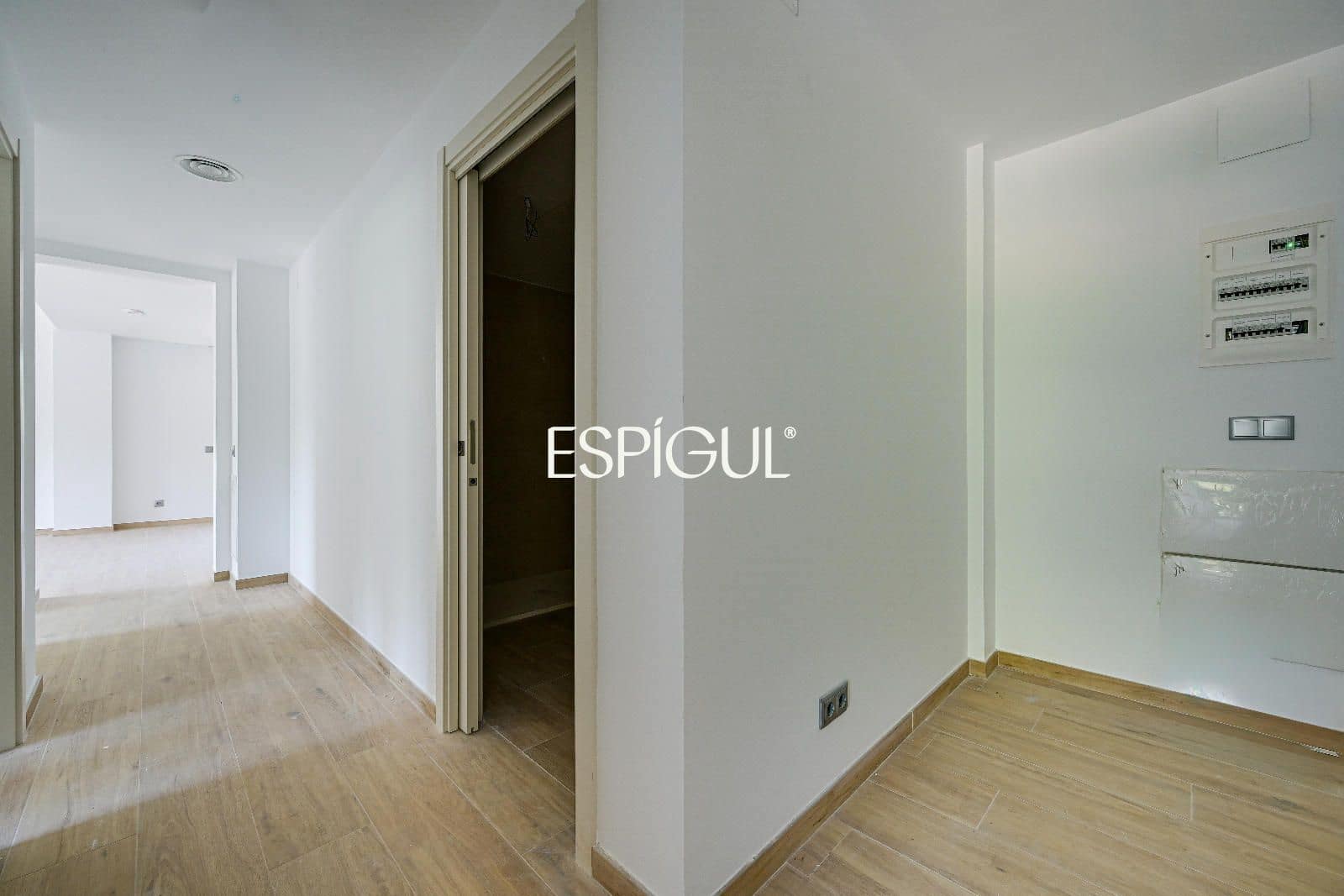 3 bedroom Flat for sale in Pals with pool garage - € 350,000 (Ref: 10016103)